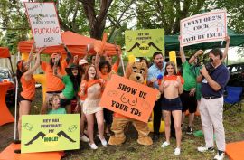 Красотки хоят сосать и ебаться