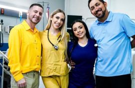 Ебутся вчетвером - две красотки и хуи