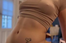 Пара ебется и снимает порнуху