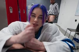 Дал девке на ротик и отлично натянул