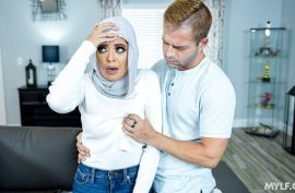 Жестоко выебал горячую бабу