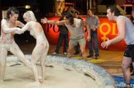 Борьба и ебля в грязи