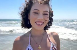 Веселая сучка на отдыхе